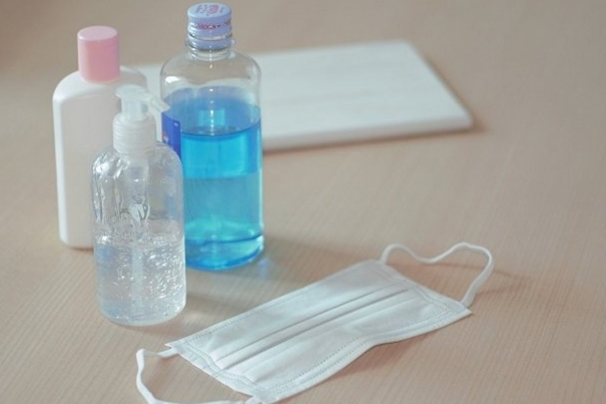 Os cuidados na escolha e no uso do álcool 70% para a prevenção do novo coronavírus