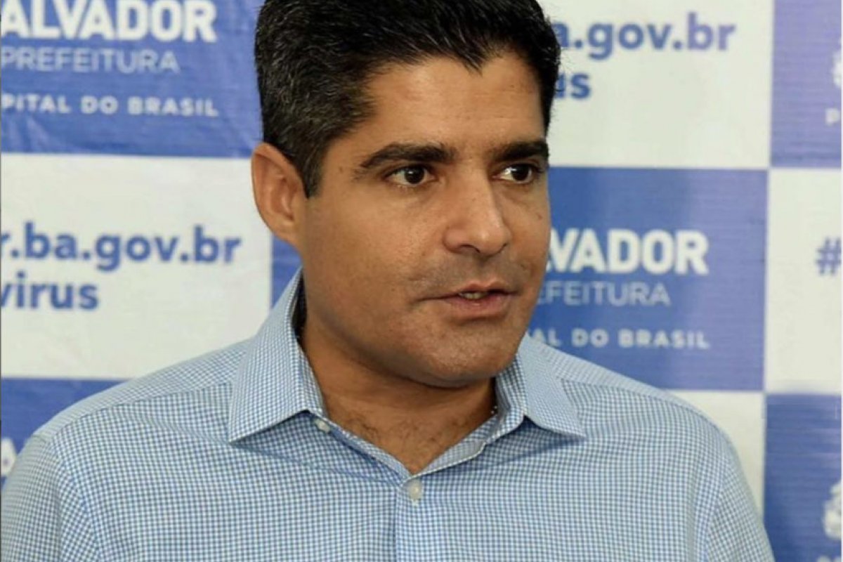 Taxa de atendimento de esgoto e de mortalidade infantil pioraram durante gestão ACM Neto