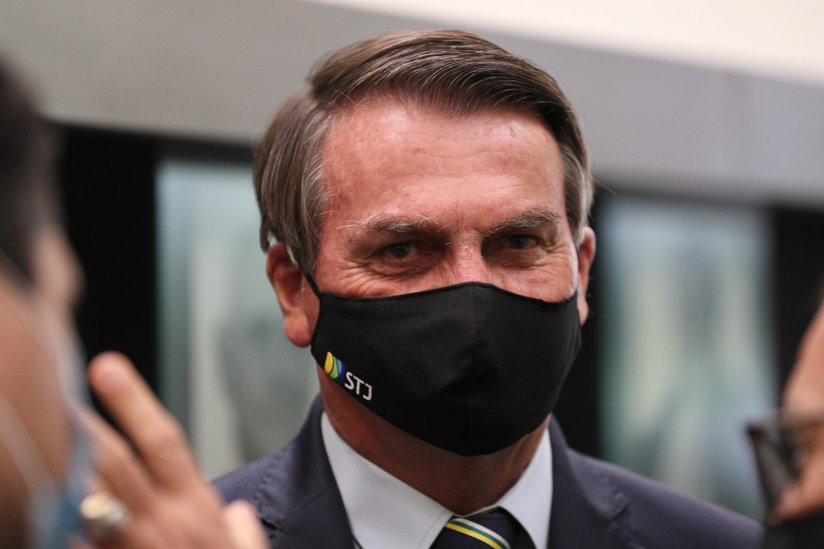 Relator revela que Bolsonaro autorizou criação de um novo programa social para 2021