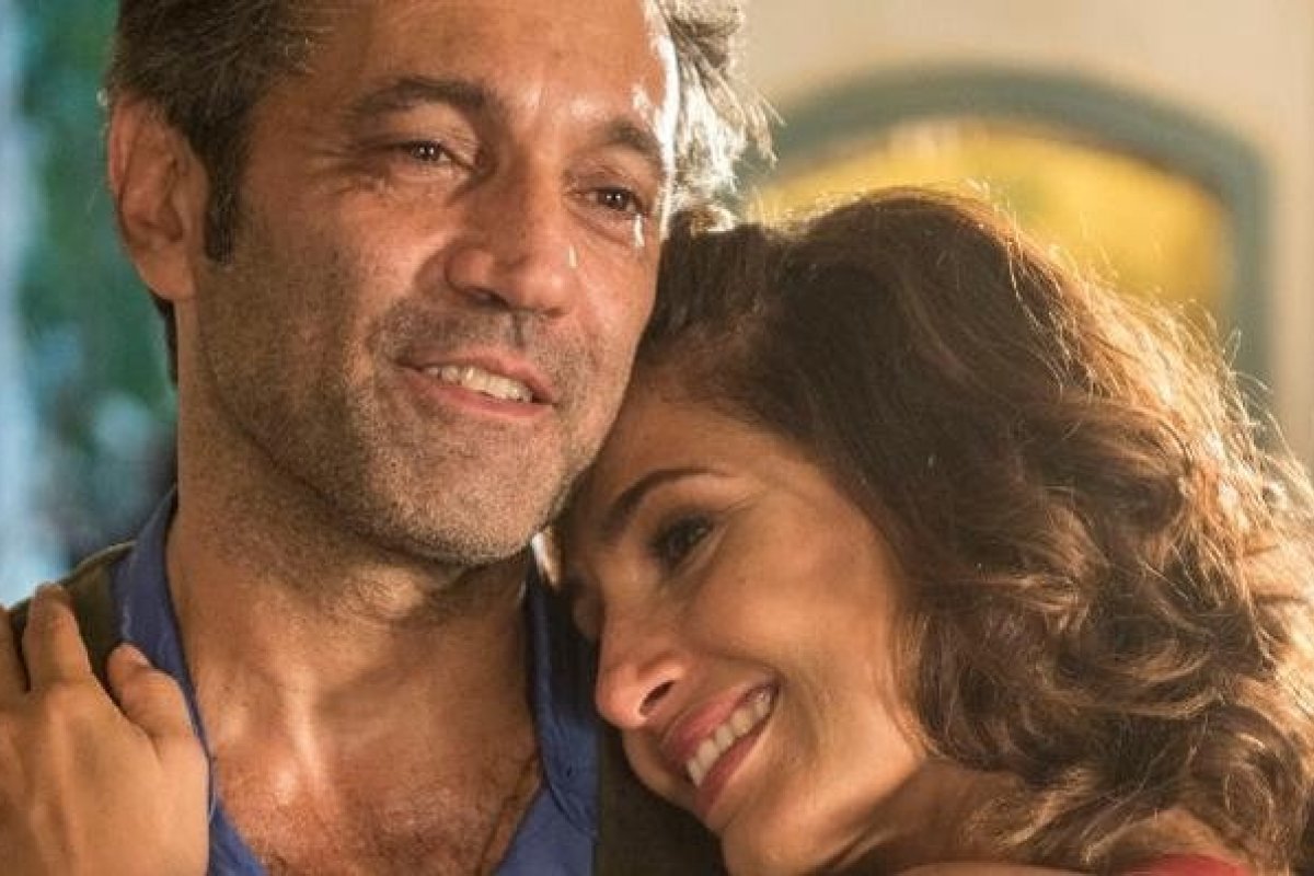 Camila Pitanga faz homenagem para Domingos Montagner