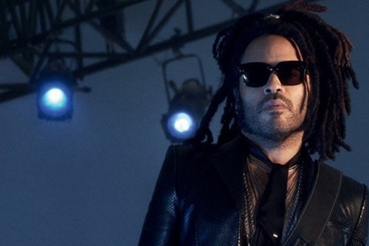 Uau! Lenny Kravitz é o protagonista da campanha da YSL Beauty