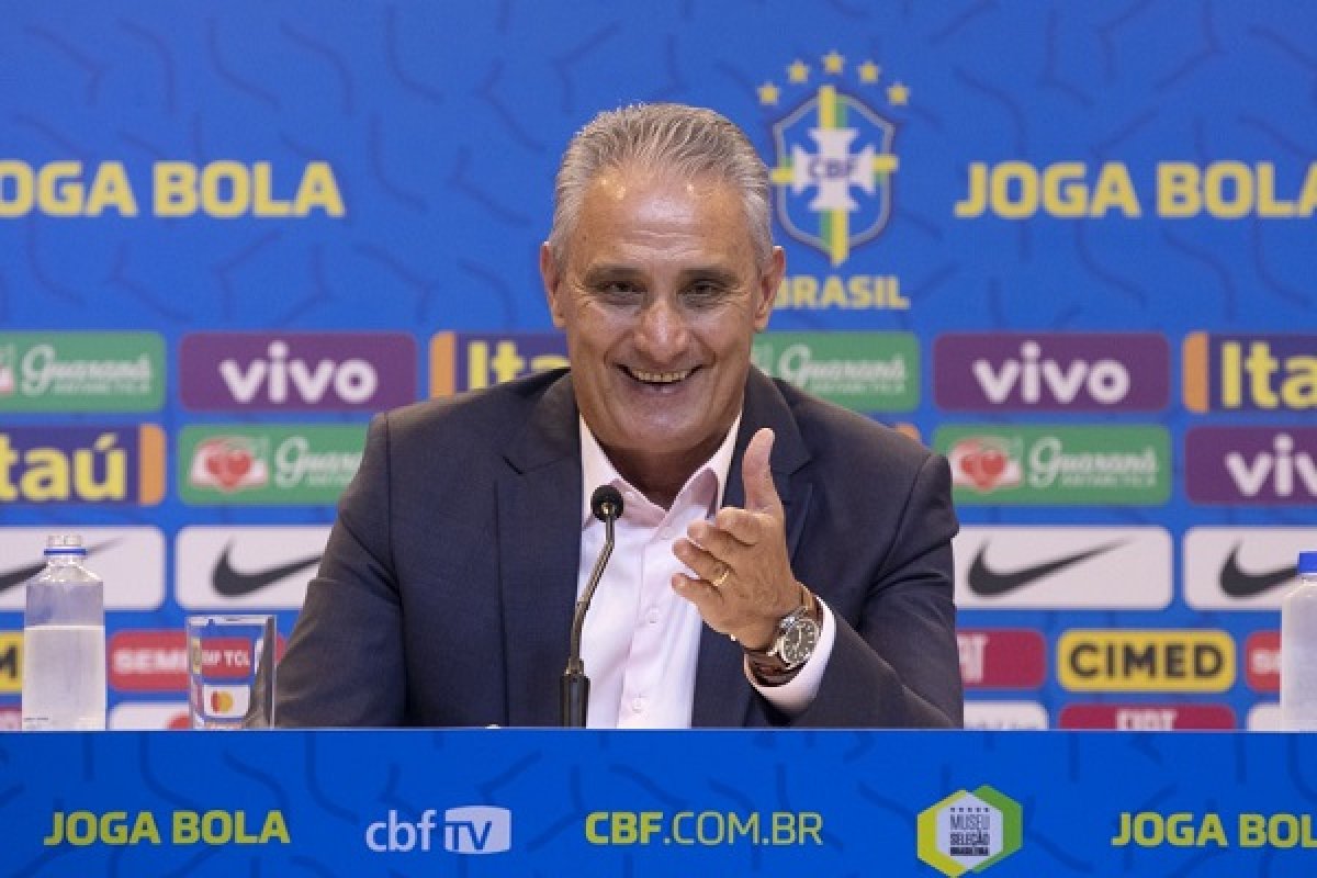 Tite convoca Seleção Brasileira nesta sexta