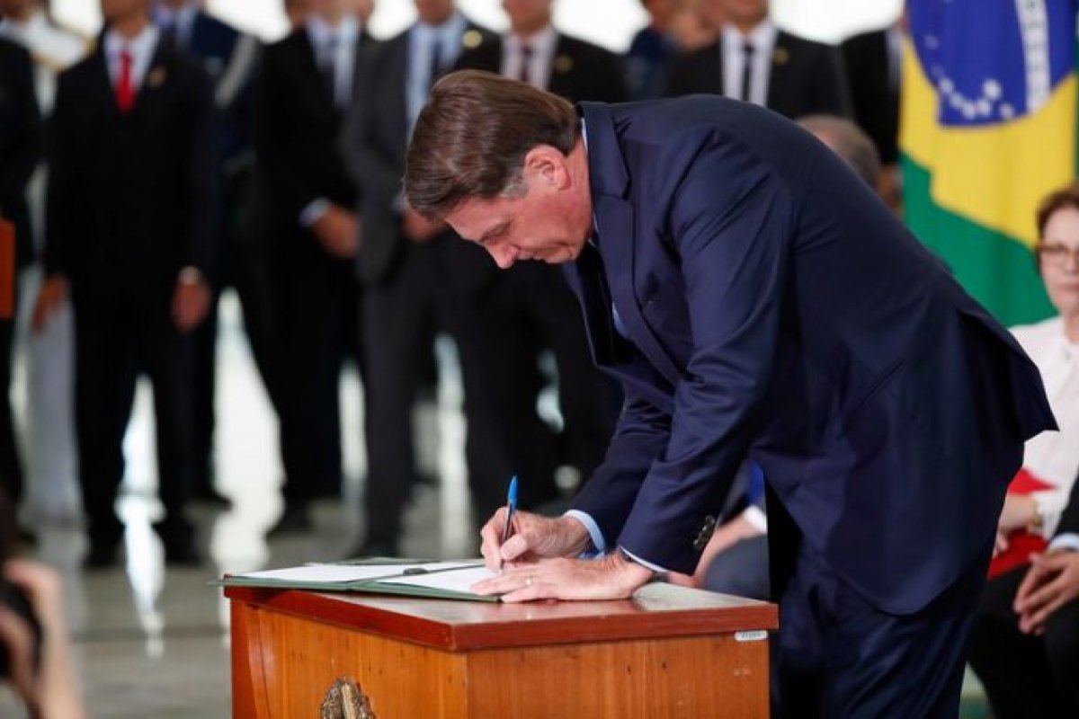 Bolsonaro institui banco nacional de alimentos para evitar o desperdício