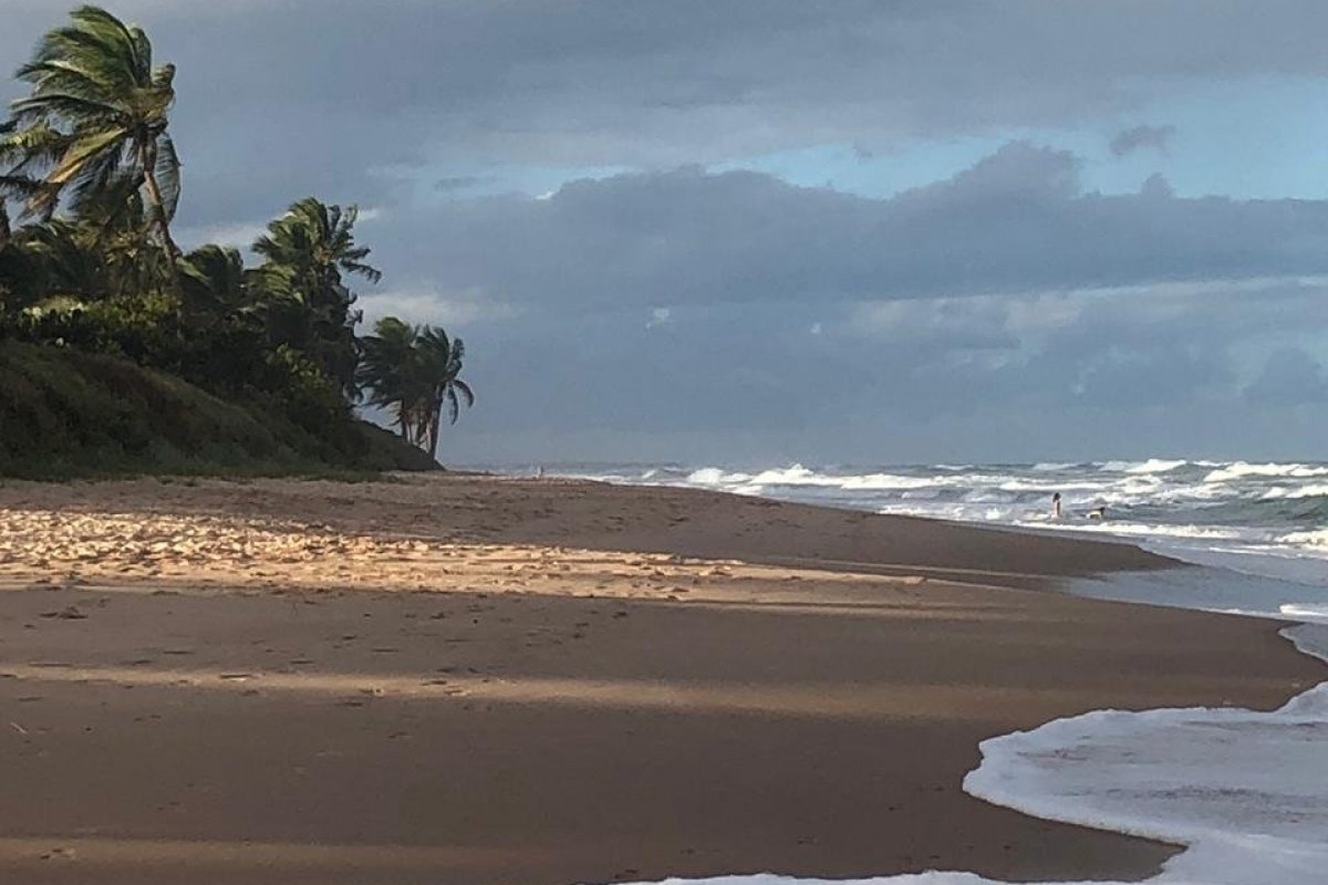 Prefeitura libera praias em Salvador de segunda a sexta