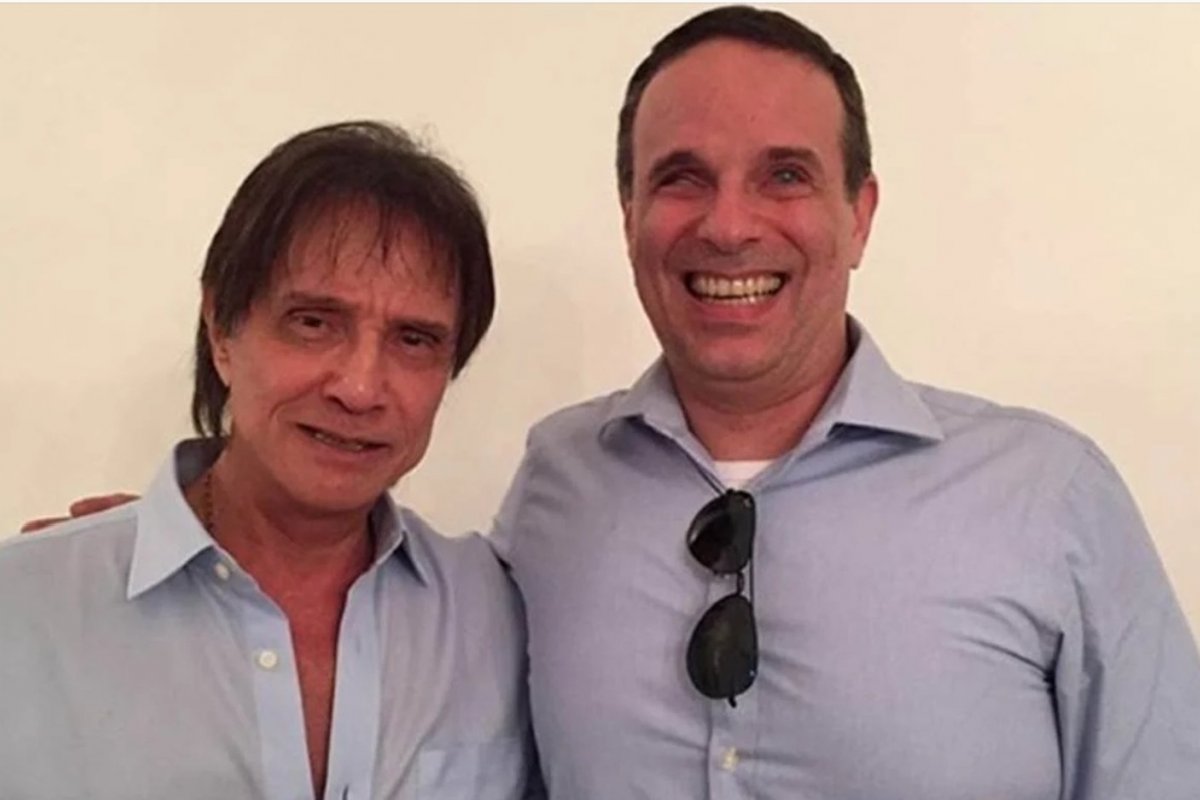 Filho de Roberto Carlos desabafa sobre novo câncer: “Meu pai ficou arrasado”