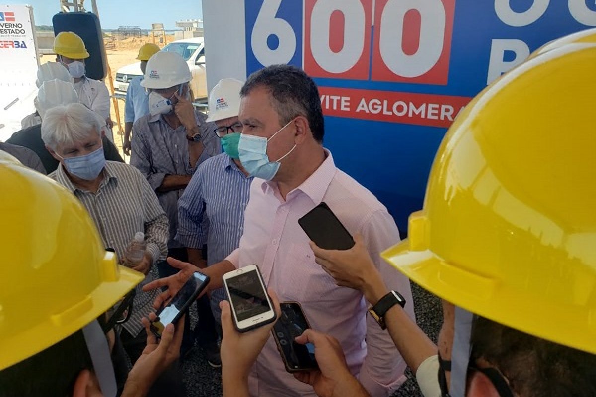 "Se investirmos em educação não precisamos gastar tanto em segurança", avalia Rui Costa