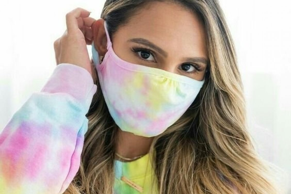 Inspire-se nas combinações de máscara com o look!