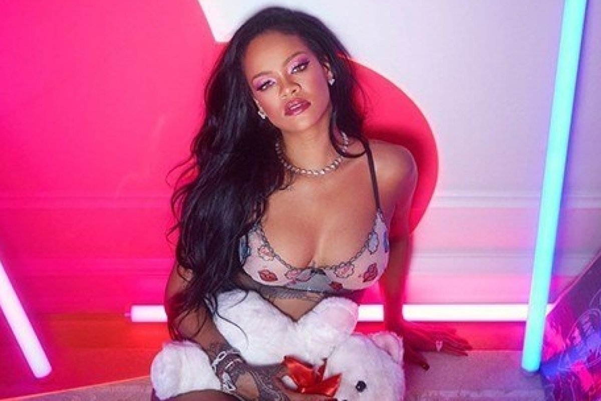 Rihanna anuncia segundo desfile da Savage x Fenty