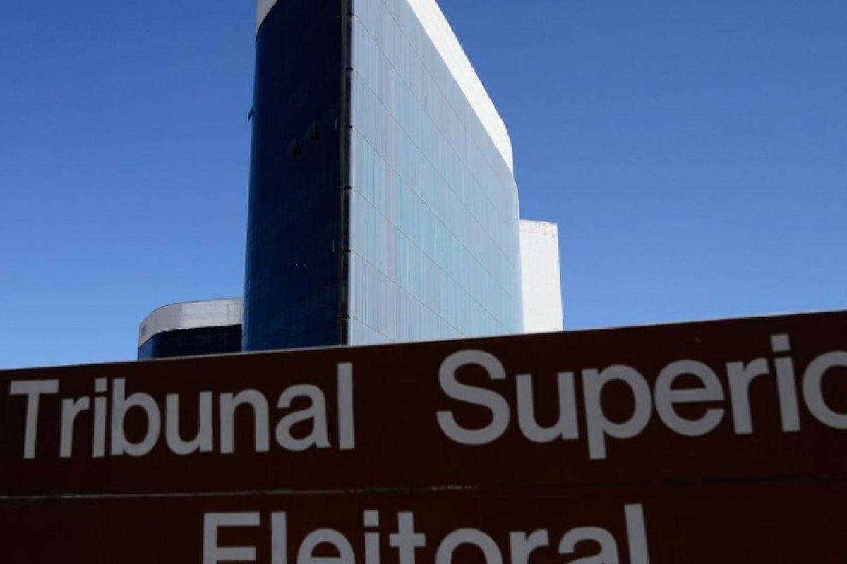 Justiça Eleitoral já registrou mais de 55 mil pedidos de candidaturas no Brasil