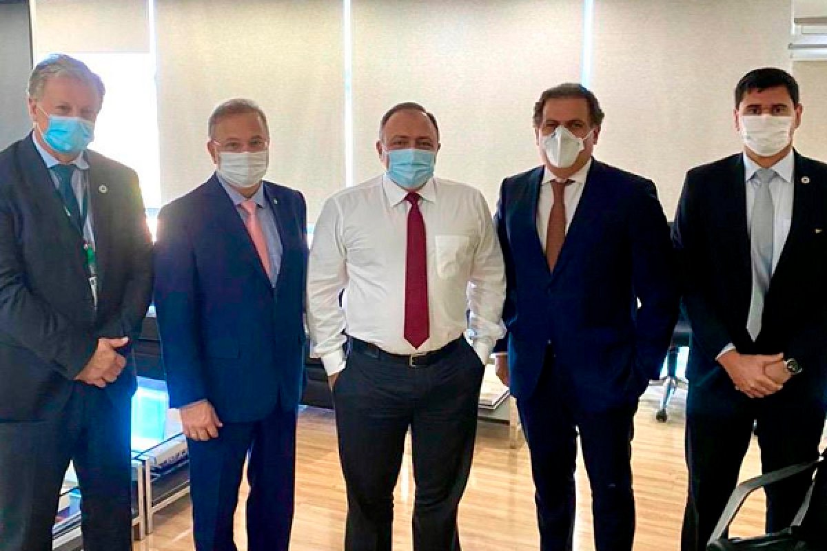 Bahia e outros 13 estados aprovam efetivação de Pazuello como Ministro da Saúde