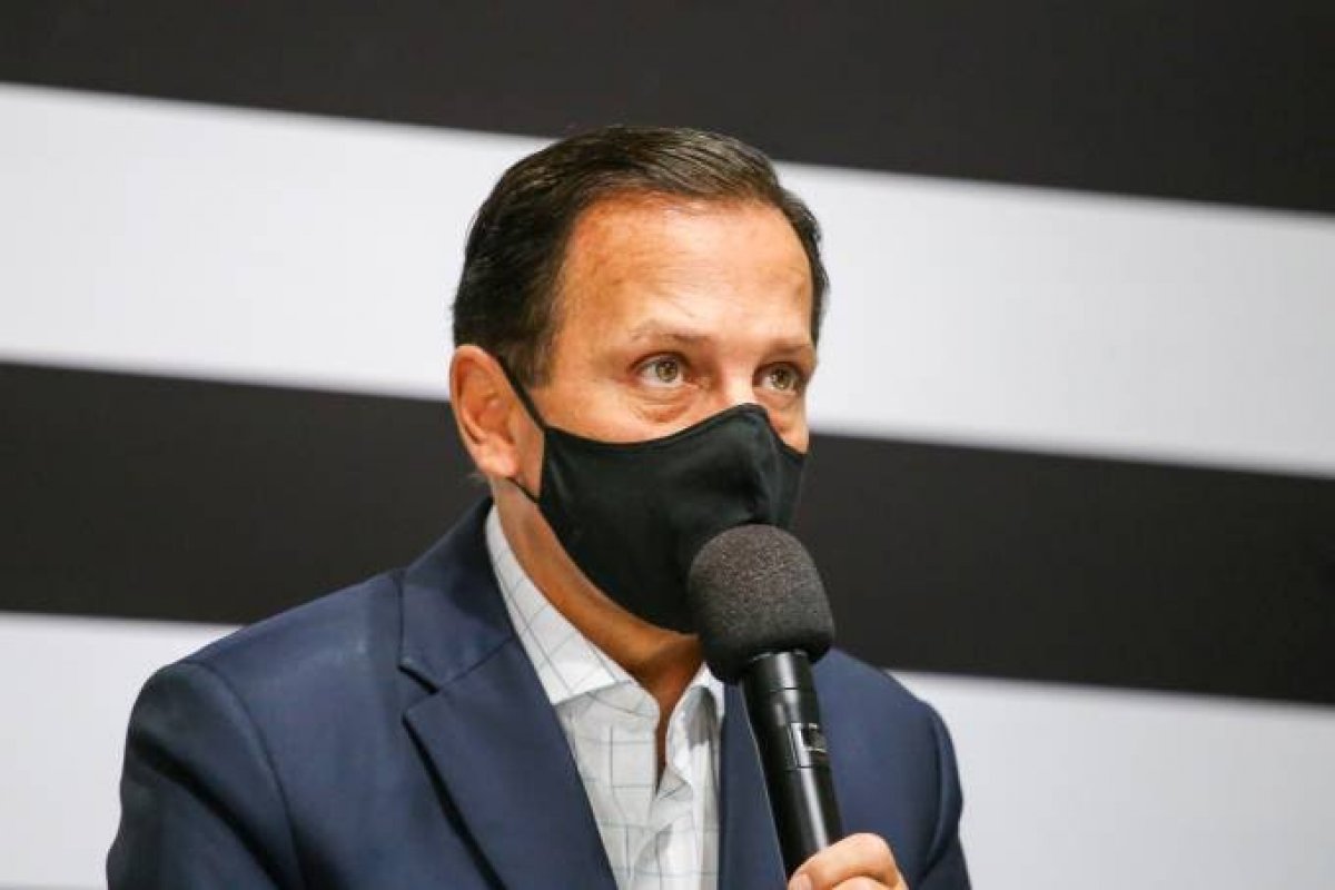 Dória anuncia 5 milhões de doses de vacina chinesa contra o coronavírus em outubro