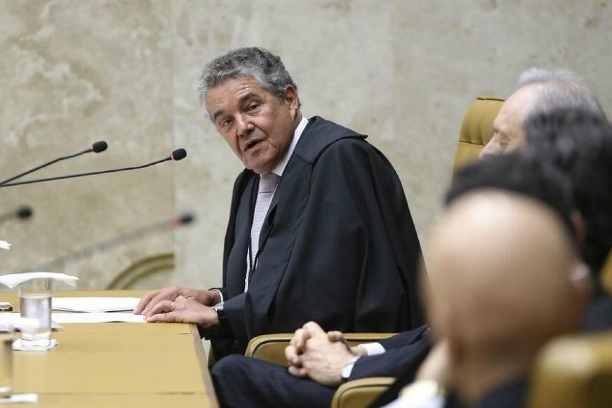 Marco Aurélio rejeita herdar inquérito contra Bolsonaro