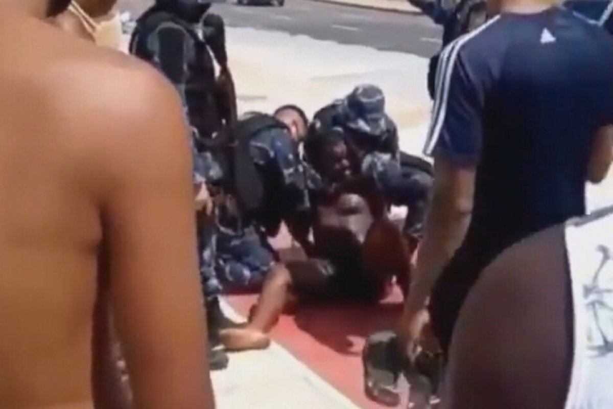 Chefe da GOE afirma que atuação agressiva foi "normal"