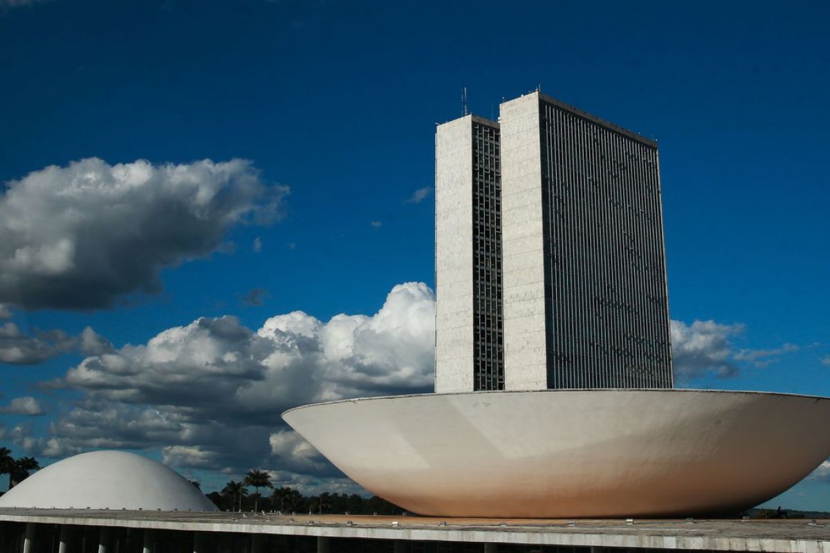 Câmara aprova MP que recria o Ministério das Comunicações