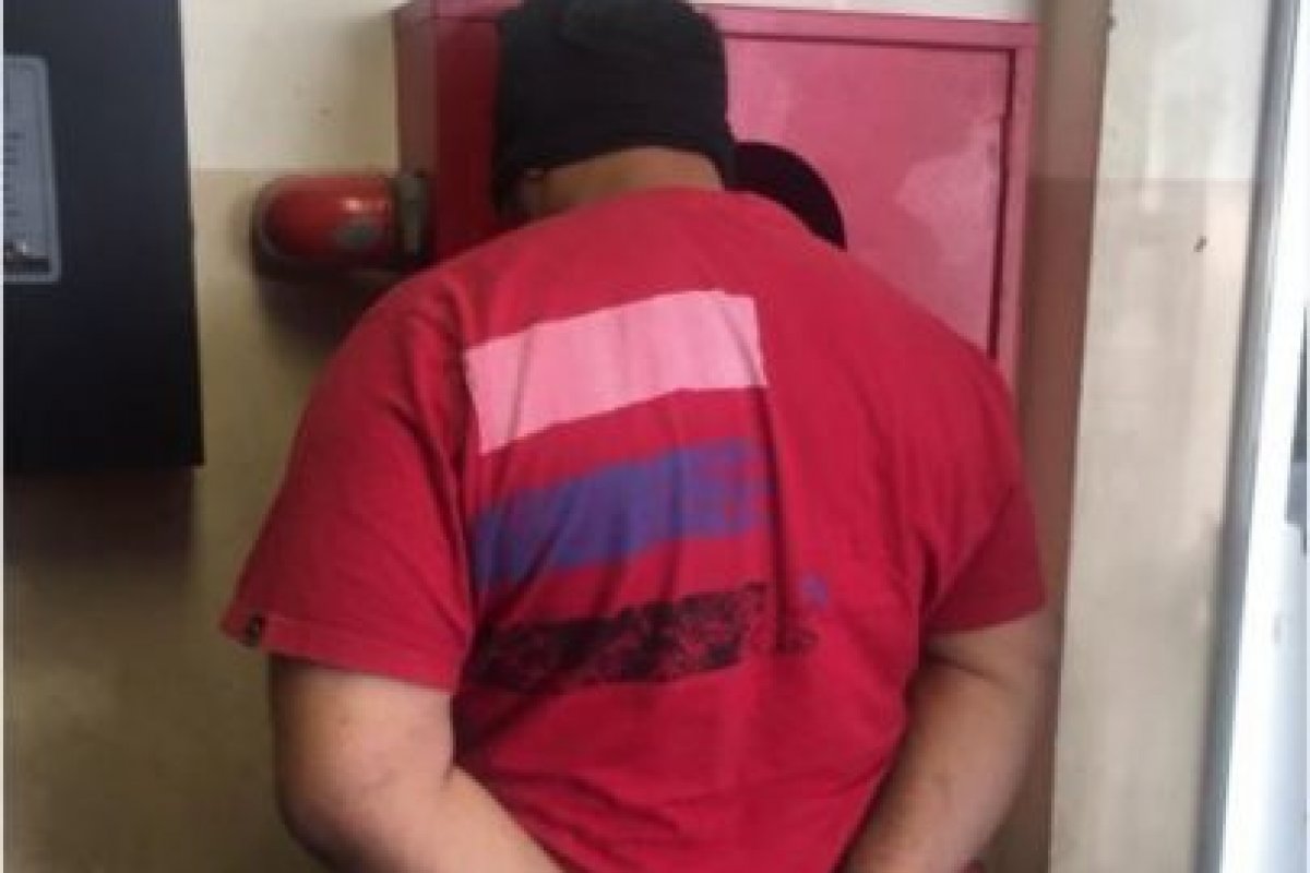 Suspeito de integrar quadrilha é preso em Feira de Santana, na Bahia