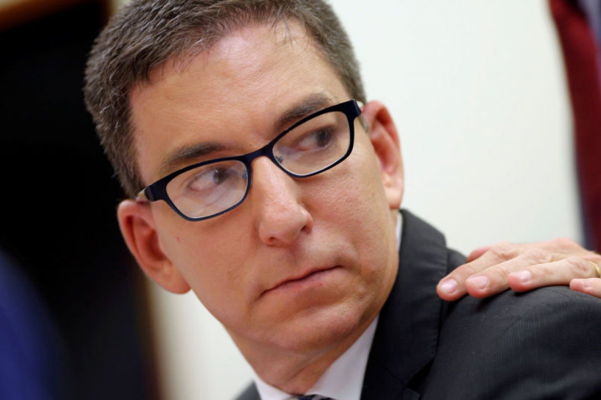 Glenn Greenwald revela conversas com fonte de mensagens vazadas