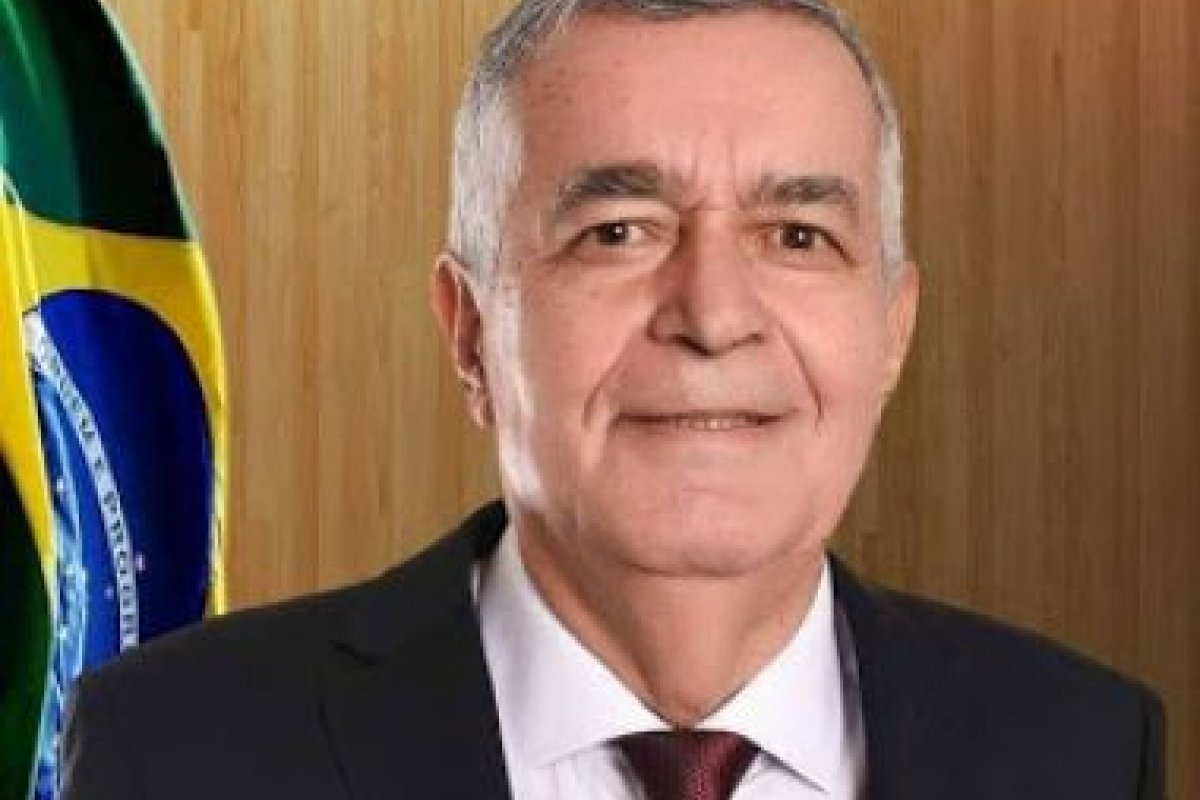 Prefeito de João Dourado morre após parada cardíaca