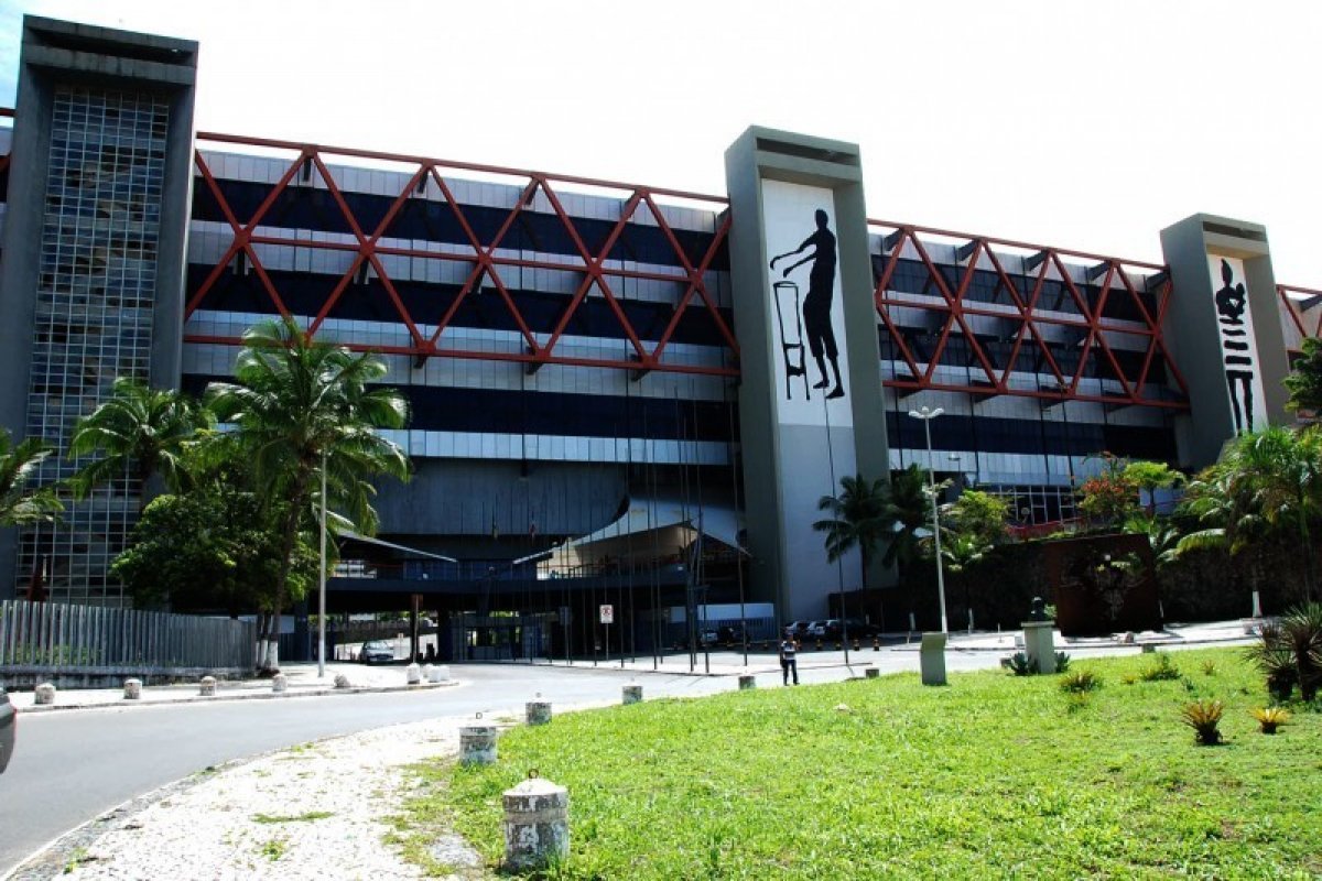 Rui diz que vai investir em publicidade para leiloar terrenos desocupados em Salvador