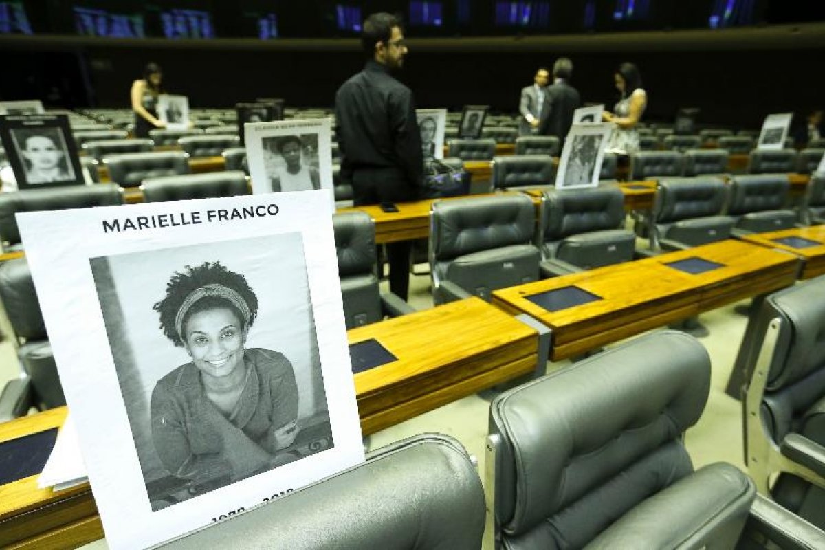 Levantamento aponta que o Brasil tem em média 27 políticos eleitos ou candidatos assassinados por ano