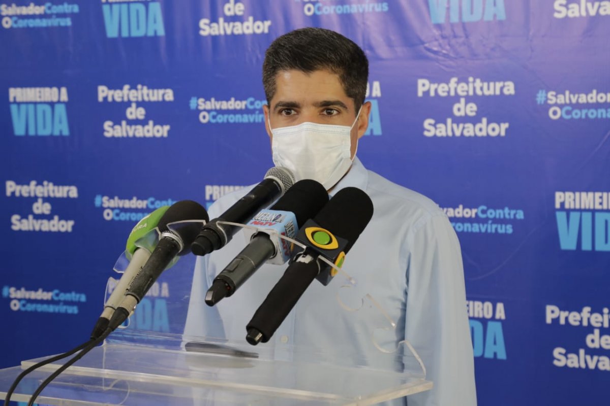 "Assegurar nesse momento 100% é impossível", diz Neto sobre a frota de ônibus