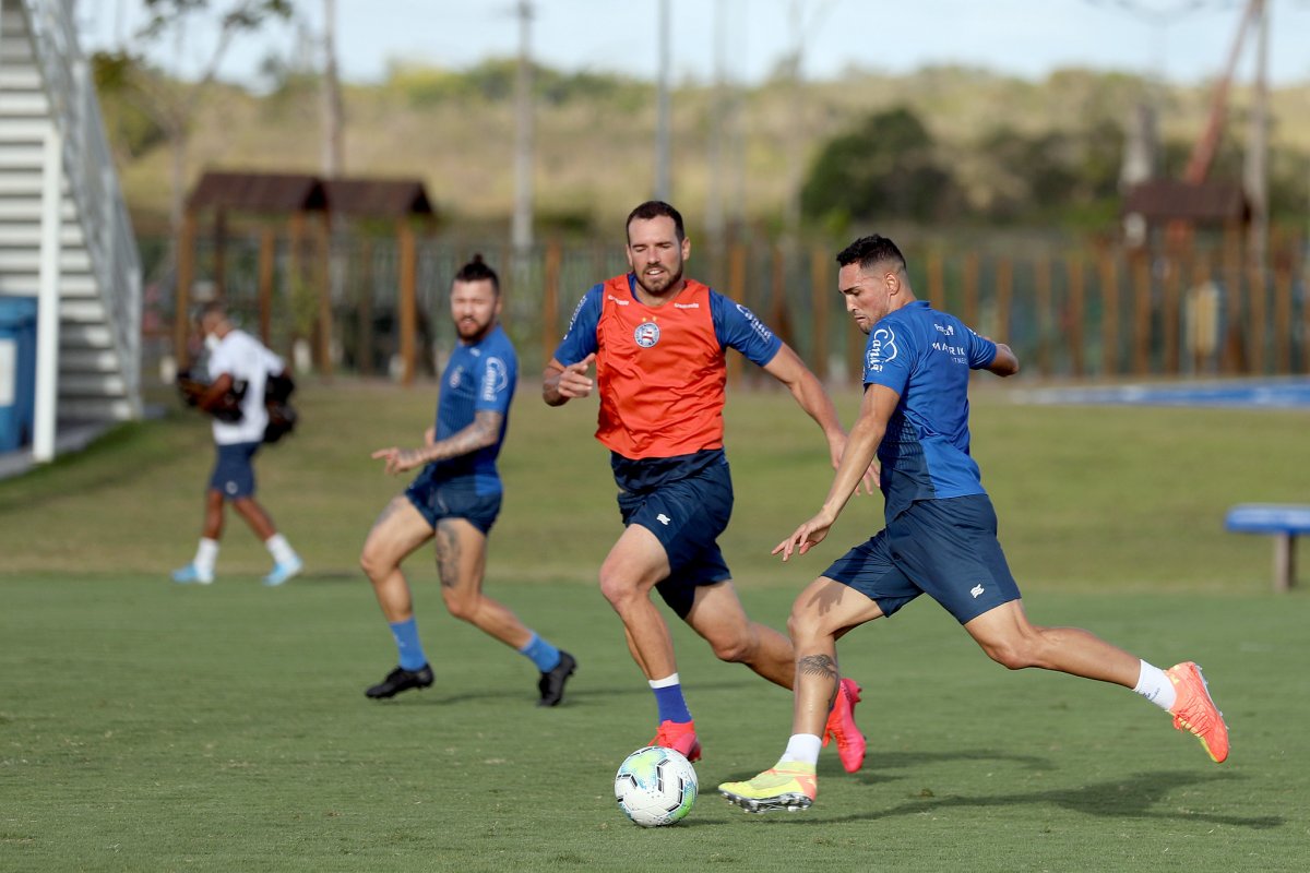Bahia realiza último treino em Salvador antes de enfrentar o Athletico pelo Brasileirão