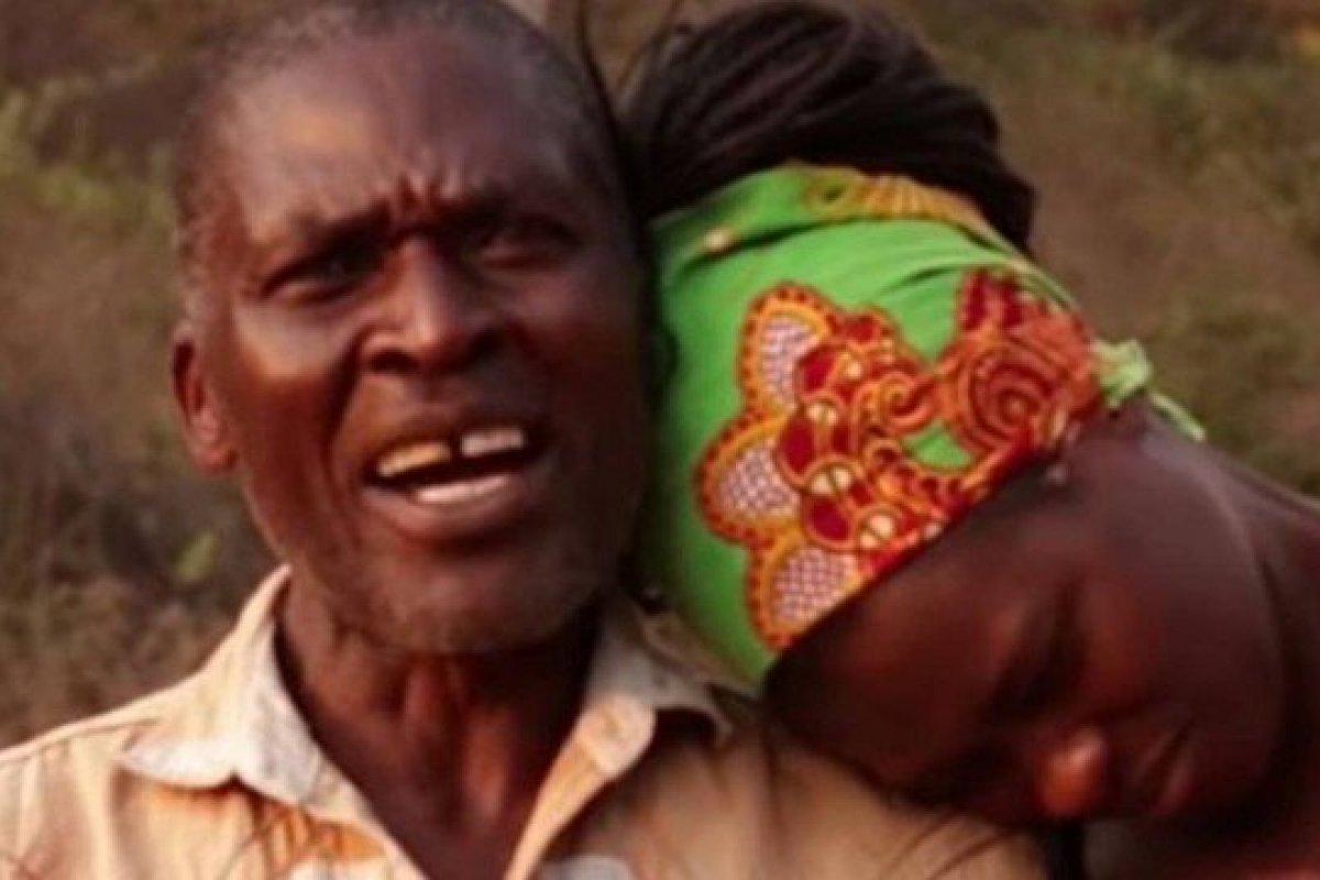 Homem "empresta" esposa ao cunhado e mulher se recusa a voltar pra casa