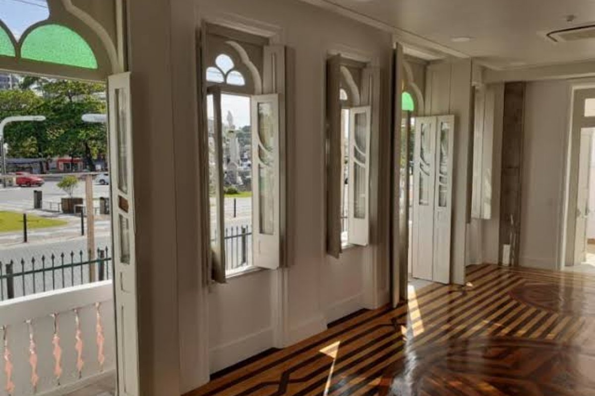 Casa Rosa no Rio Vermelho traz mais artistas para a exposição Benção