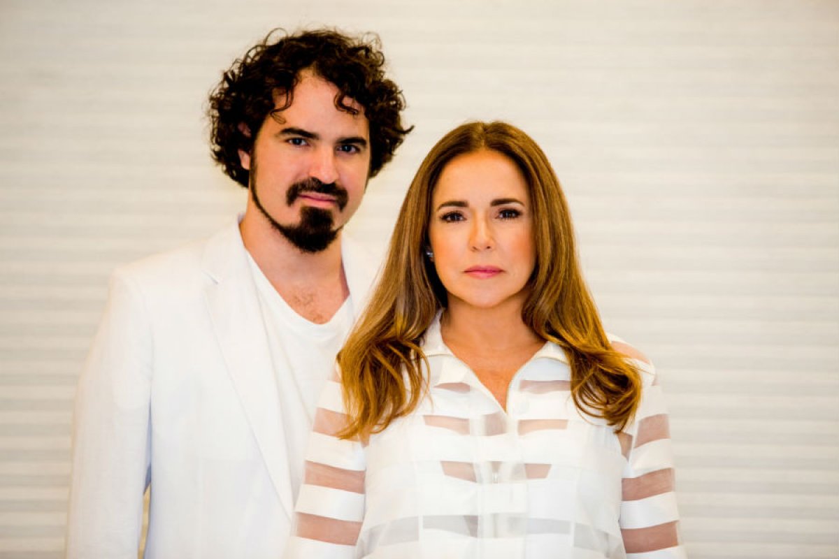 Daniela Mercury celebra nova idade com lançamento de música
