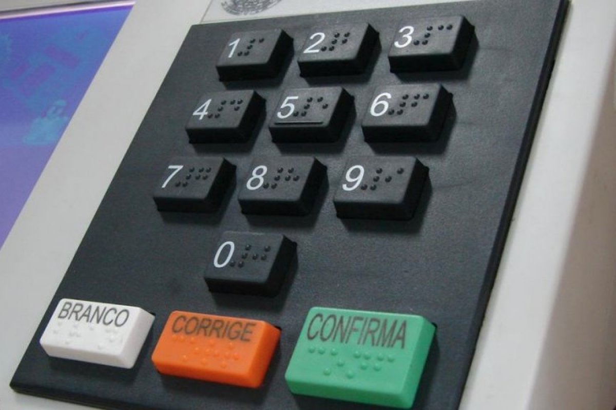 Negros tiveram menos de 30% em vagas e verbas no pleito de 2016