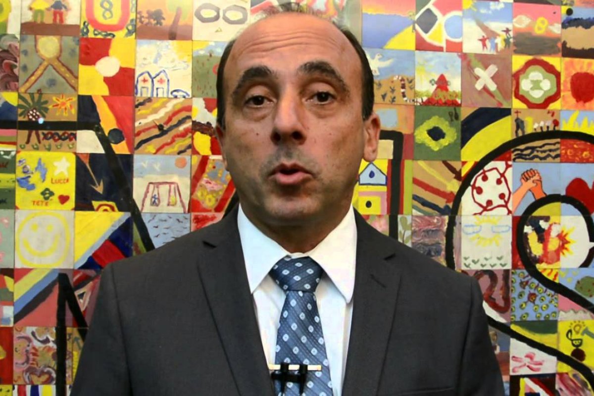 'Mesmo com a vacina contra a Covid-19, a doença vai continuar existindo', diz especialista