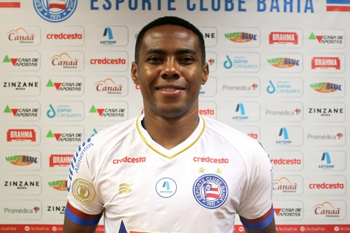 "Não tive dúvidas em escolher o Bahia", diz Elias em apresentação