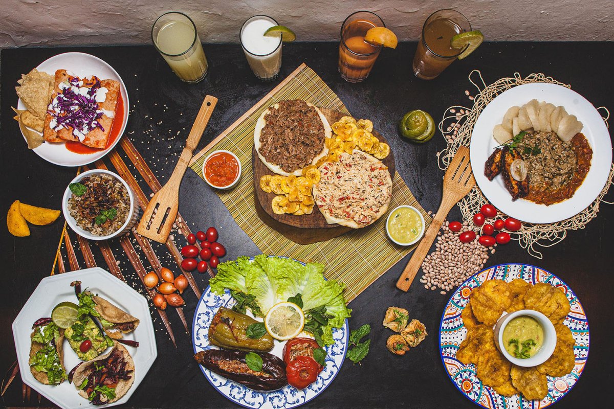 Open Taste estreia delivery e oferece cursos com chefs refugiados