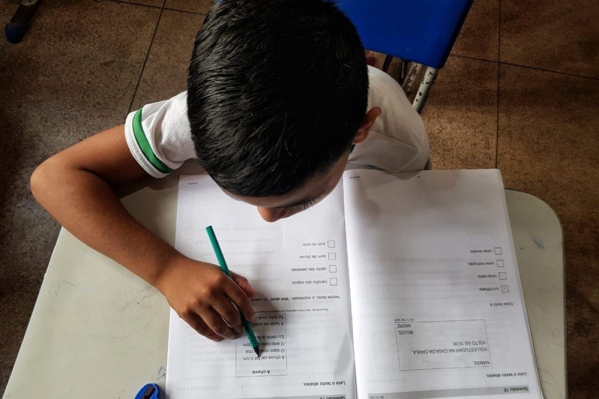 Brasil: 34% dos alunos de 15 anos repetiram de série ao menos uma vez