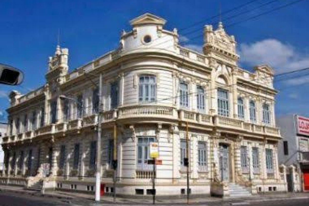 Servidores de Feira de Santana receberam auxílio emergencial