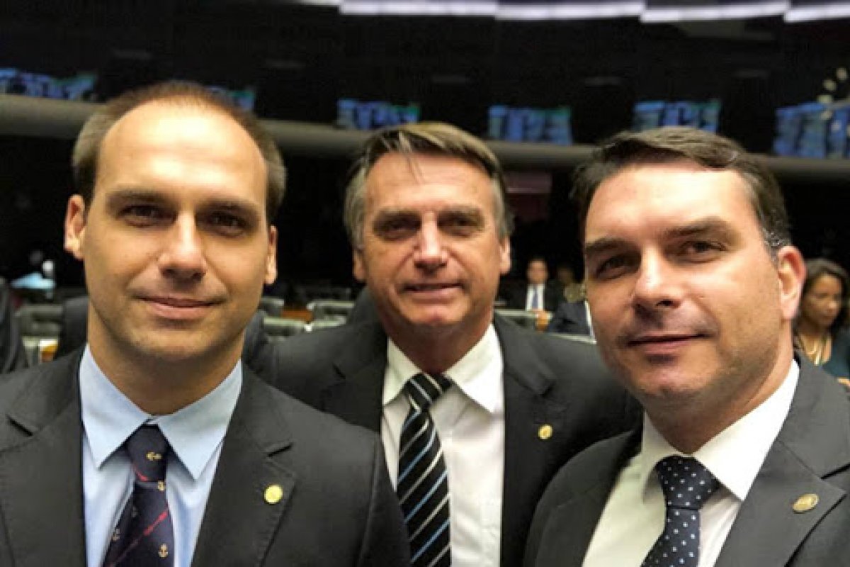 PGR arquiva apuração preliminar sobre a família Bolsonaro