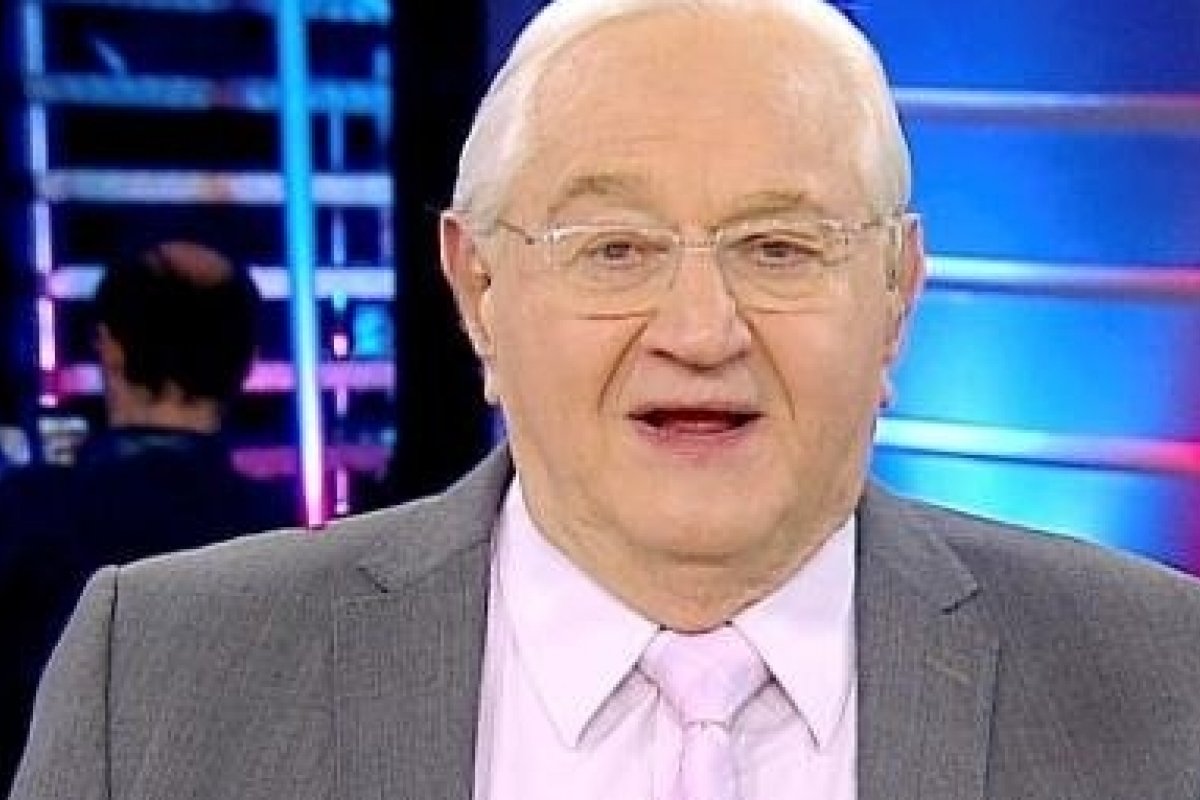 Após contratar Lacombe, RedeTV! rompe contrato com Boris Casoy