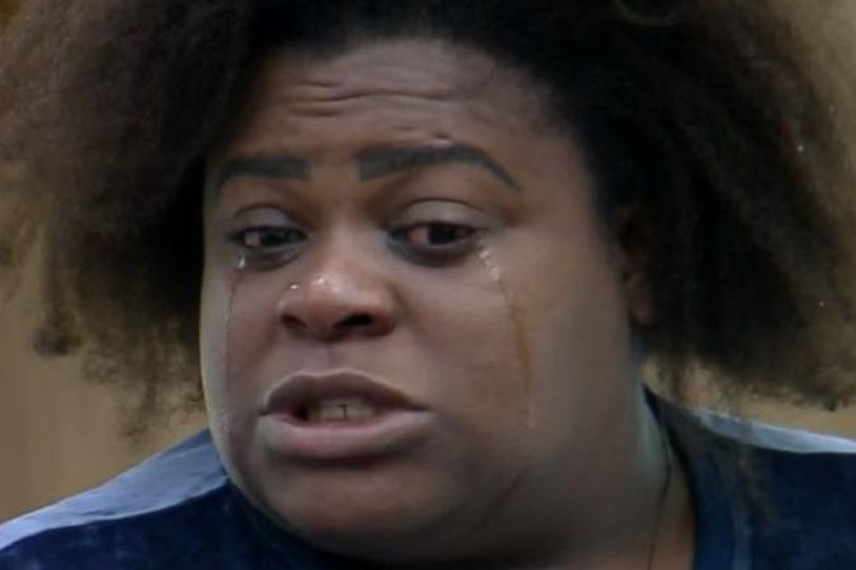 A Fazenda: Após ataque de fúria, Jojo Todynho cai no choro