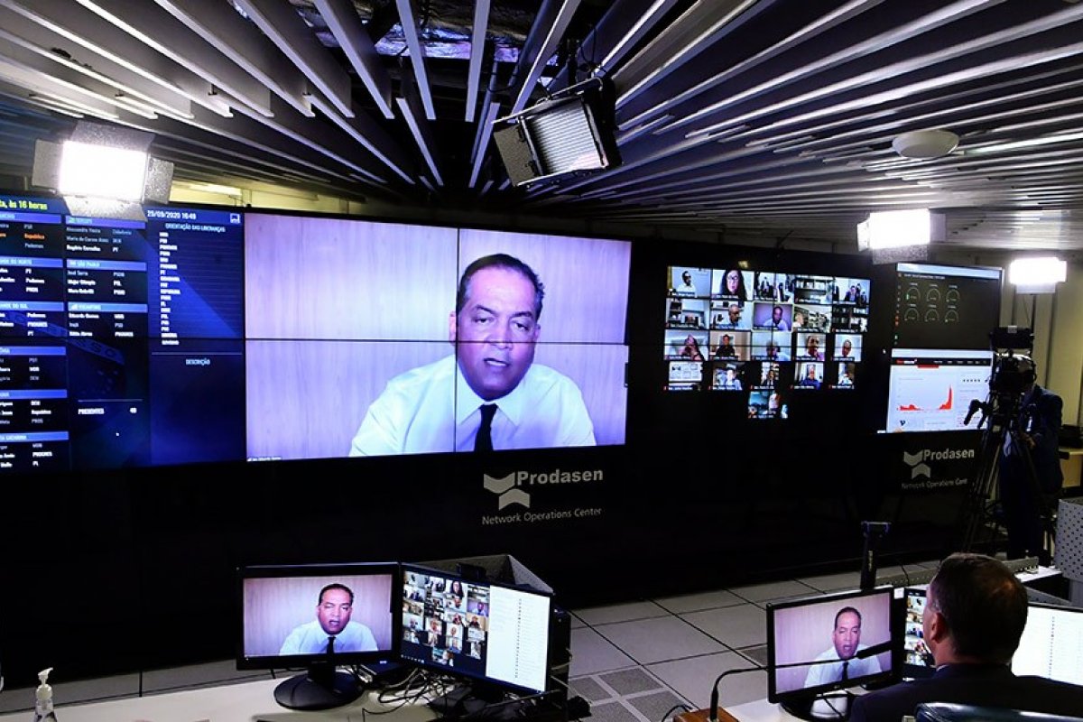 Suspensão do pagamento de dívidas de clubes de futebol são aprovadas pelo Senado