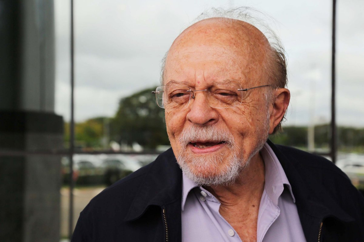 Após passar mal, ex-governador de São Paulo é hospitalizado