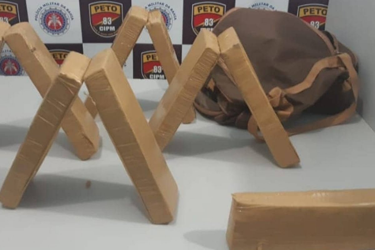 Tabletes de maconha são apreendidos durante perseguição no oeste da Bahia