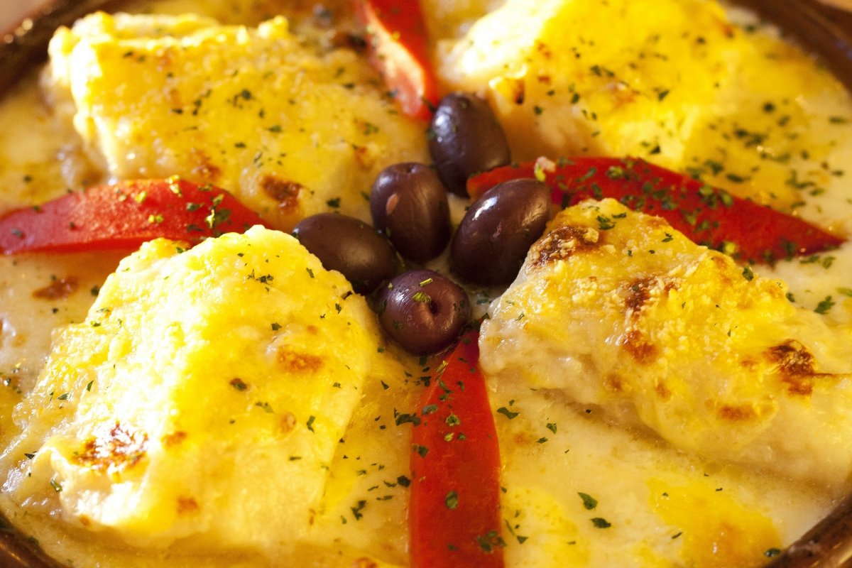 Bacalhau, Vinho & Cia celebra 47 anos com menu especial de aniversário