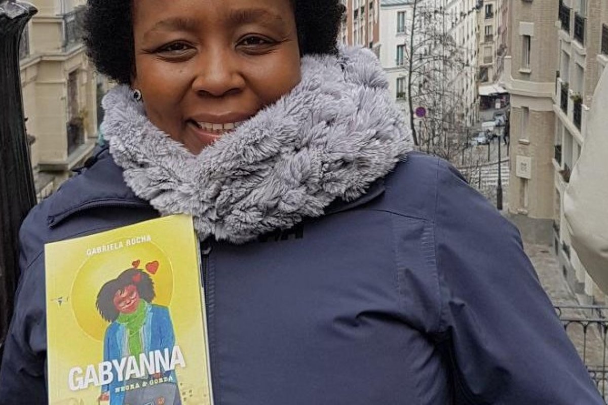 Autora brasileira radicada na Noruega lança livro sobre a solidão das mulheres negras