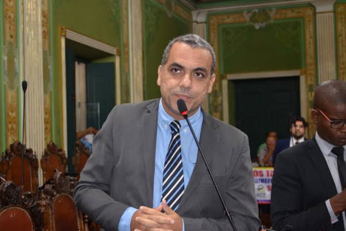 Impedido de participar do debate, Cezar Leite desafia candidatos a responderem suas perguntas