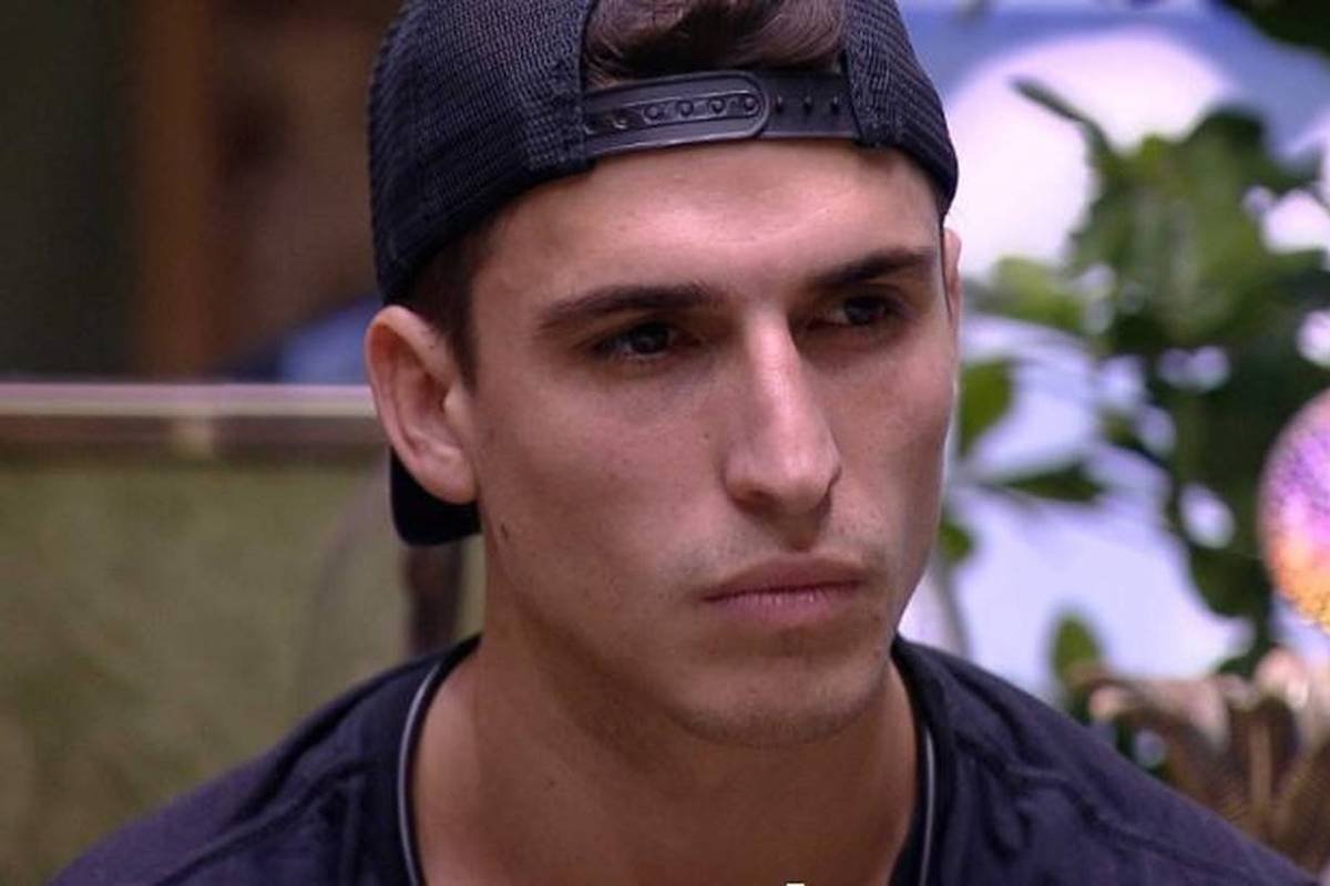 Justiça acata acusação de estupro contra ex-BBB Felipe Prior