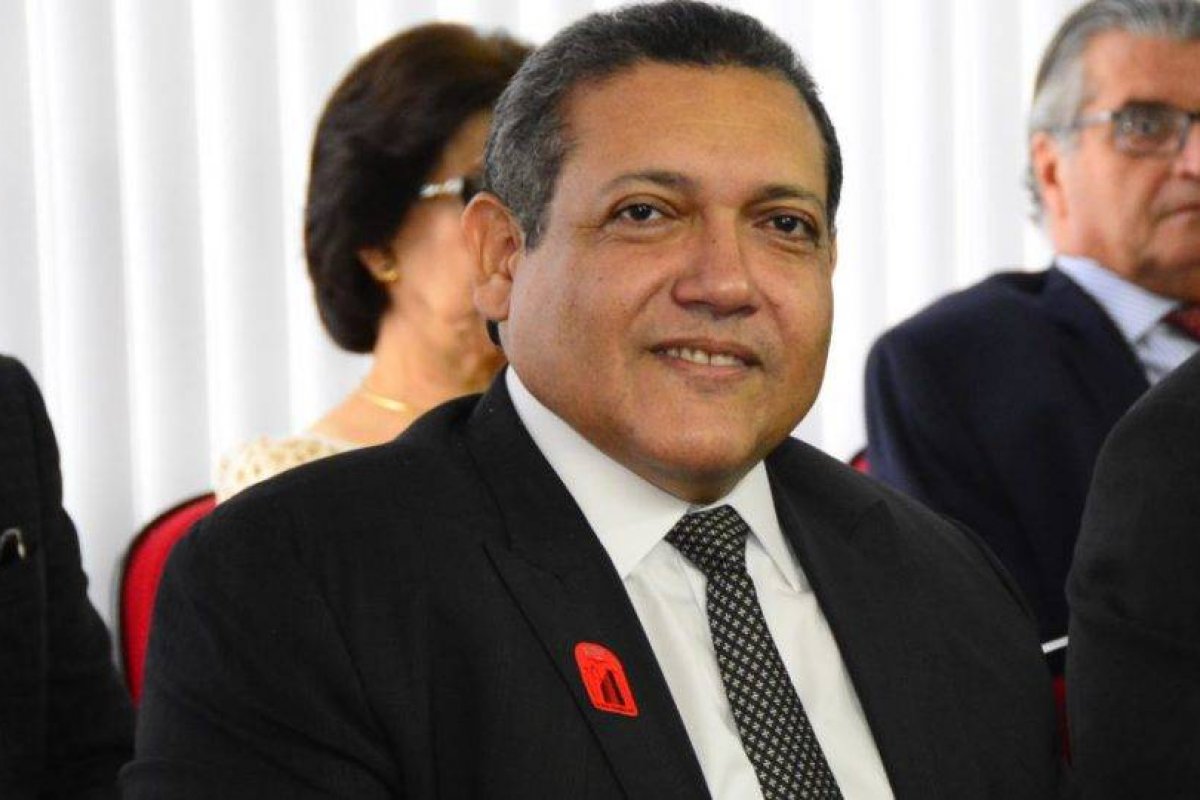 Ajufe parabeniza ministro Kassio Nunes pela indicação ao STF