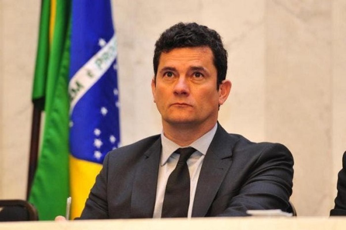 Depoimento de Moro no inquérito das manifestações é adiado