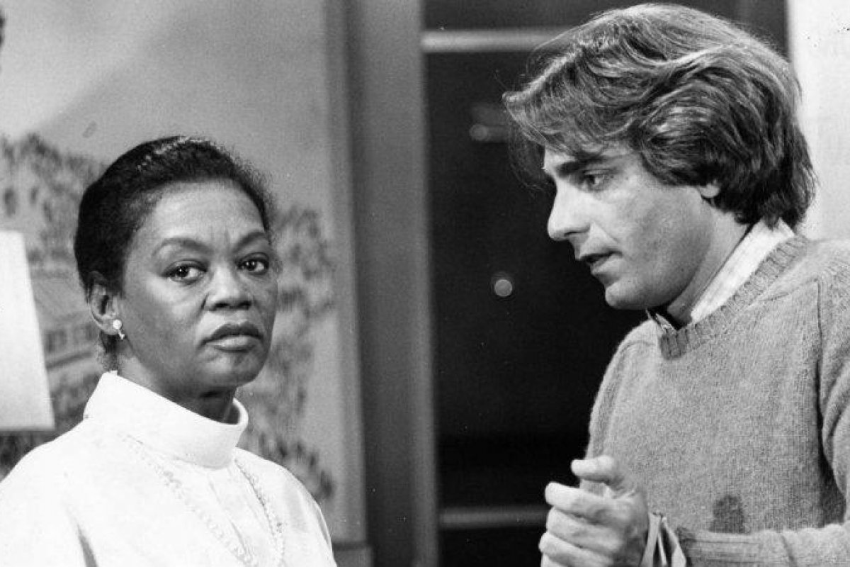 Famosos lamentam morte de Ruth de Souza