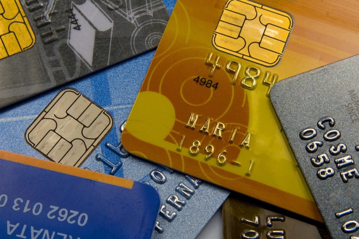 Fecomércio-BA: 66,9% das famílias soteropolitanas têm algum tipo de dívida