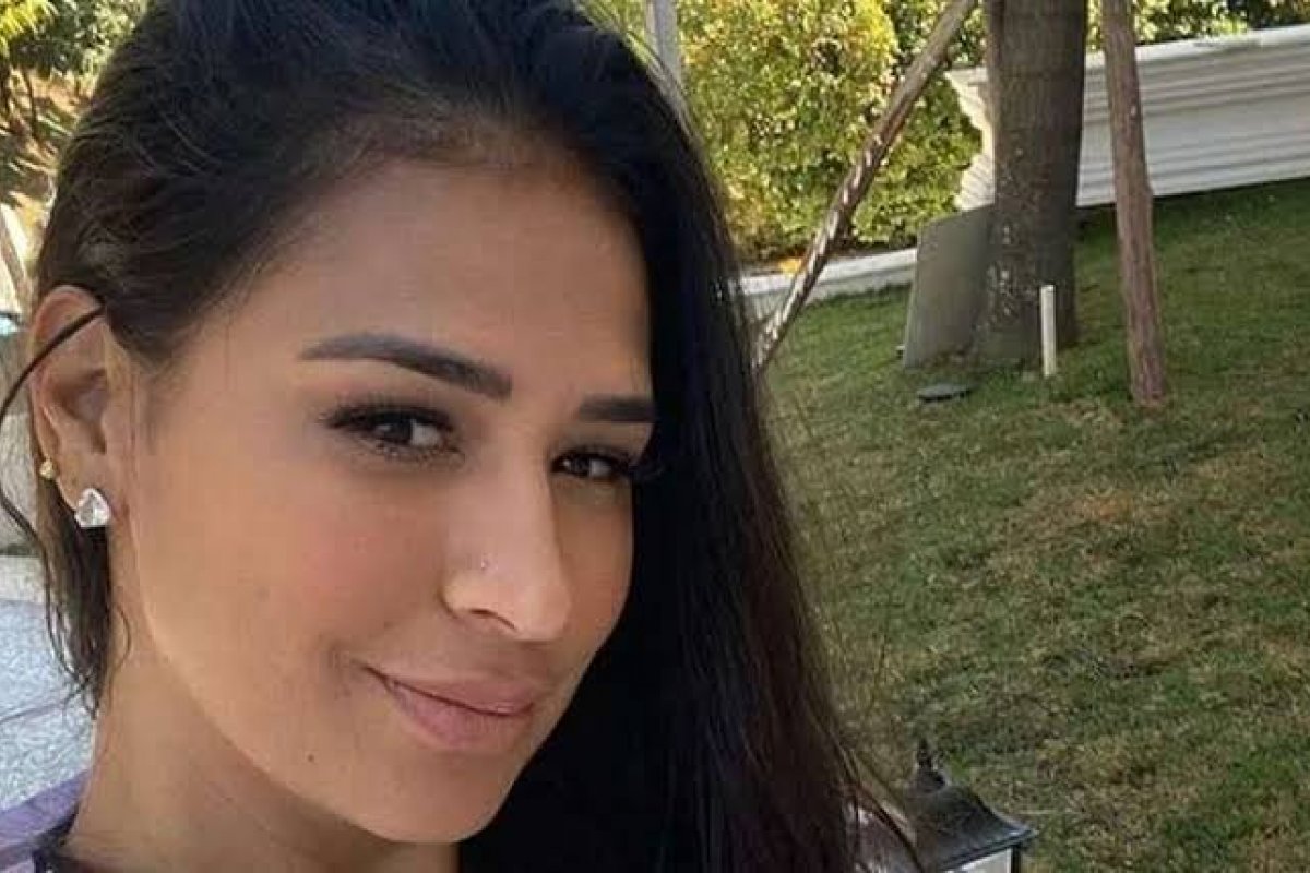 Simone exibe elevador de sua mansão: “Não preciso de escada”