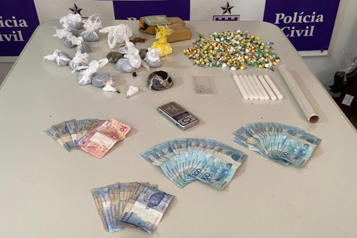 Operação polical prende um homem com drogas e dinheiro no sul da Bahia